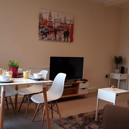 Bellaliving 2 Bedroom Apartment - Luton Luton  Dış mekan fotoğraf