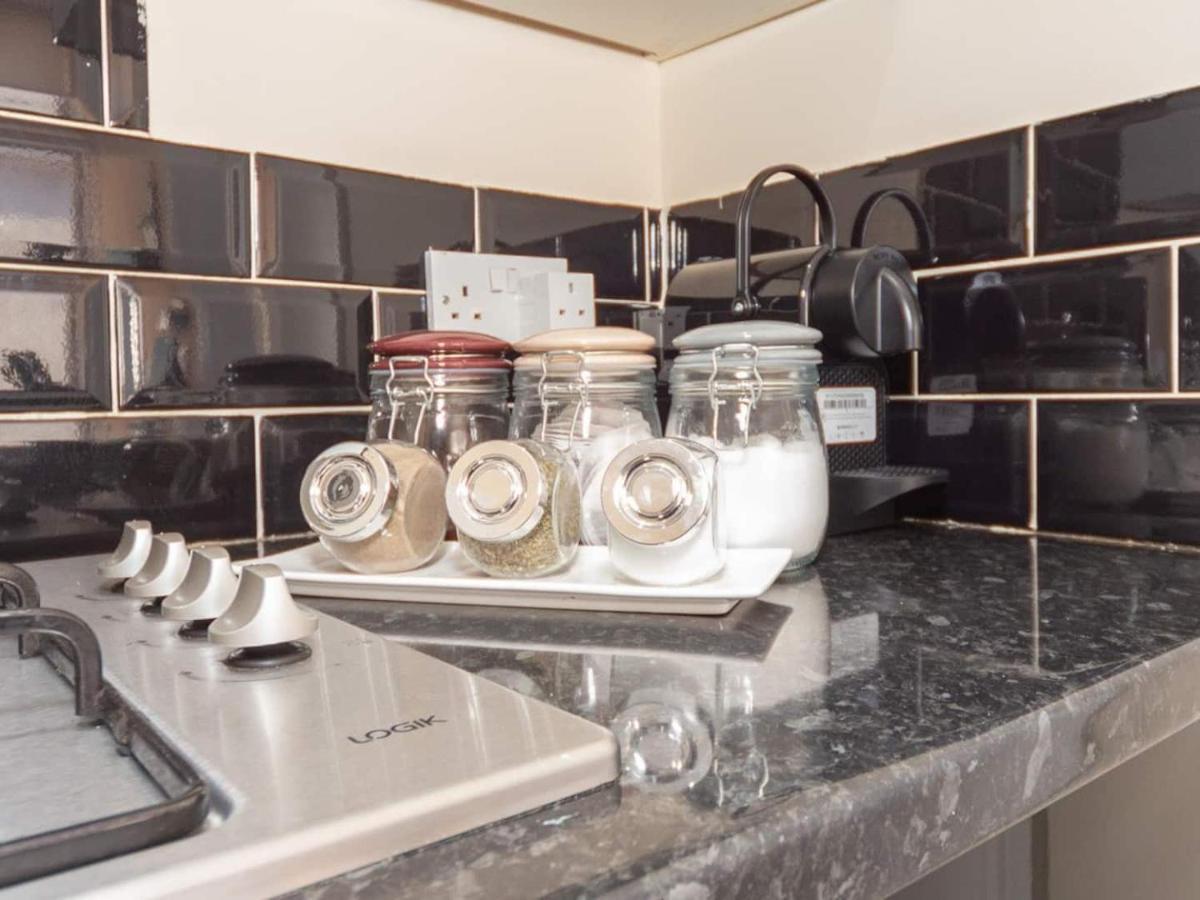 Bellaliving 2 Bedroom Apartment - Luton Luton  Dış mekan fotoğraf